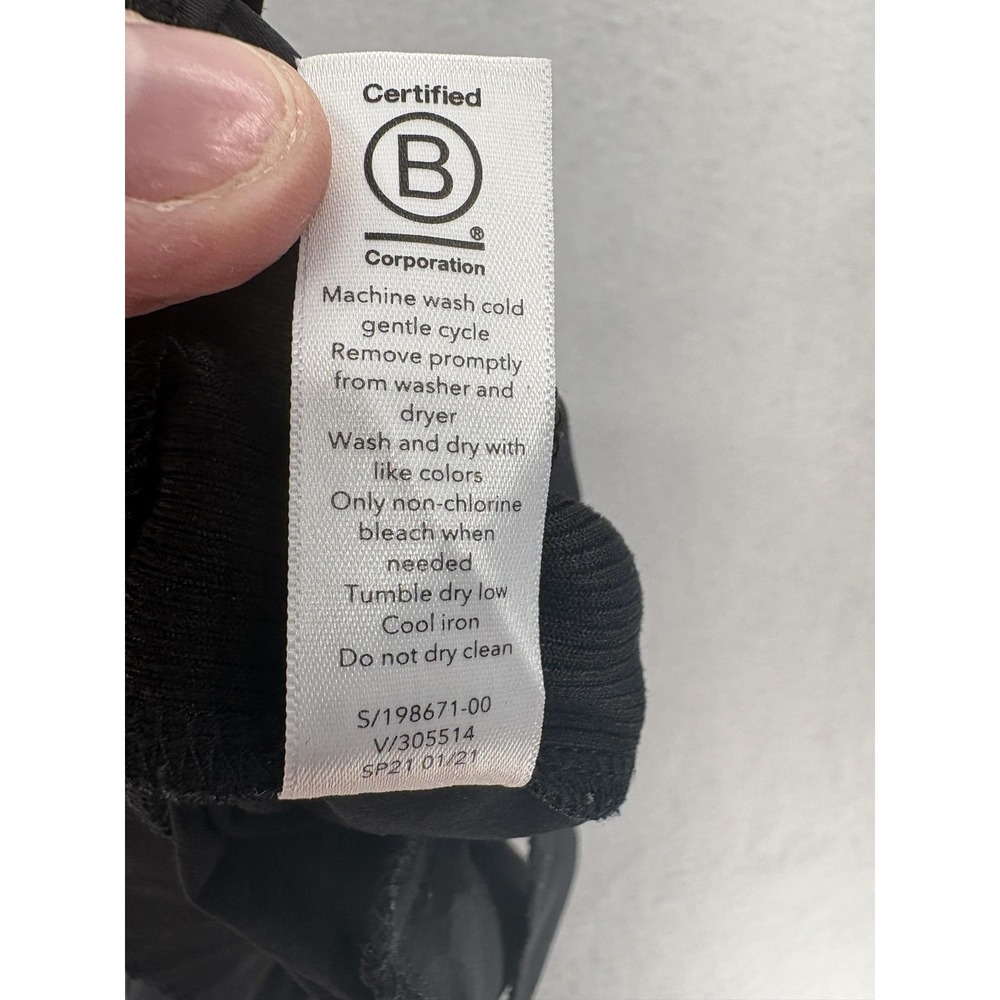 Athleta Brooklyn Ankle Womens Pants 6 Black Featherweight Stretch UPF 40+ Travel - Picture 9 of 10
